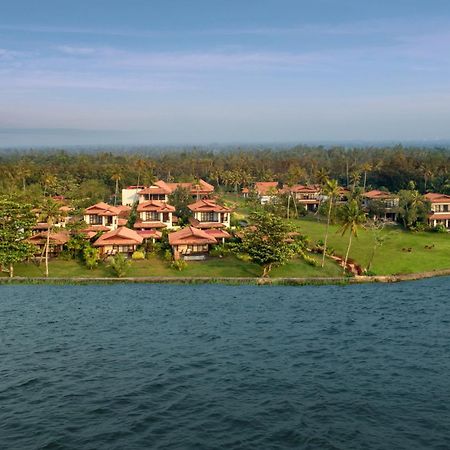Niraamaya Wellness Retreats Backwaters And Beyond Kumarakom Bagian luar foto