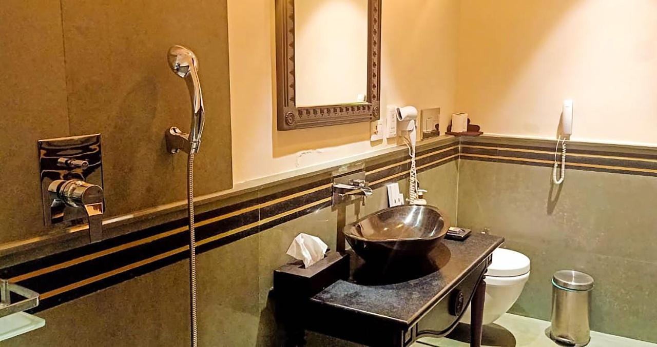 Niraamaya Wellness Retreats Backwaters And Beyond Kumarakom Bagian luar foto