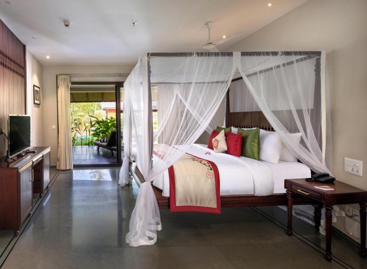 Niraamaya Wellness Retreats Backwaters And Beyond Kumarakom Bagian luar foto